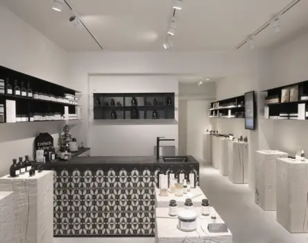Saint Charles Store Vienna