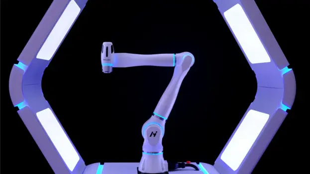 MAiRA