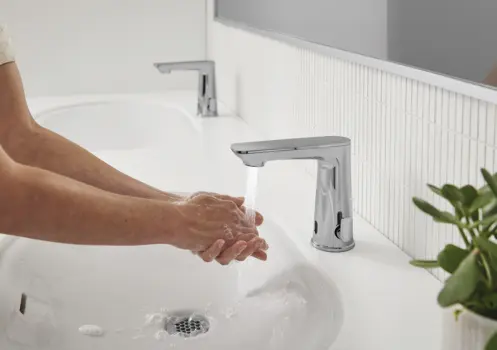 Clean IR Touchless Bathroom Faucet