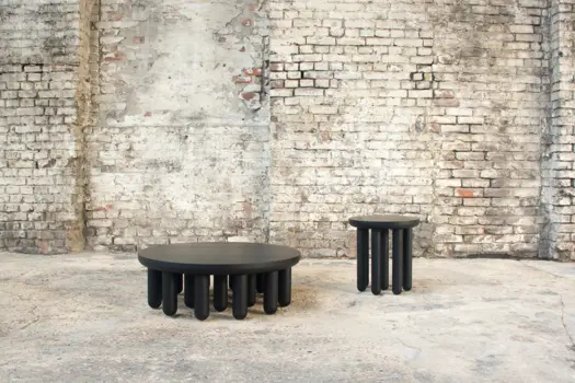 Nº 6 TABLE Collection