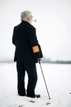 Canes and  Forearm crutches [Vilhelm Hertz]