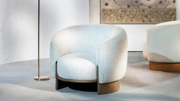 Hug Armchair