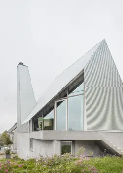 House D-S