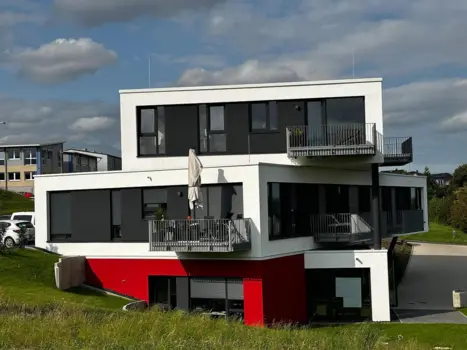 M3 - "Das verdrehte Haus" in Kesselbach