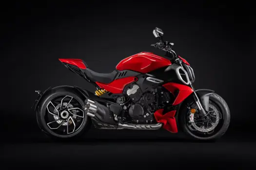 Diavel V4