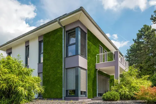 Greenovation Mooswandfassaden