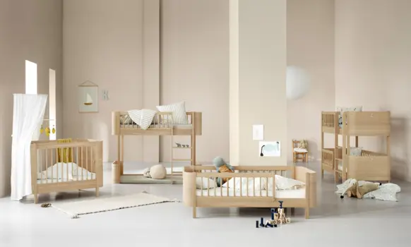 Wood Mini+ cot bed, oak