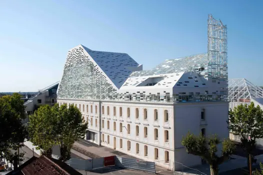 ESSCA School of Management