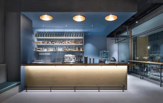 Eduard’s Bar by Breuninger