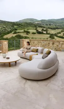 Mellow Outdoor Lounge